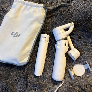 DJI Osmo Mobile Foldable Gimbal Stabilizer - White